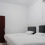 Hotel 889 Syariah Redpartner Banda Aceh